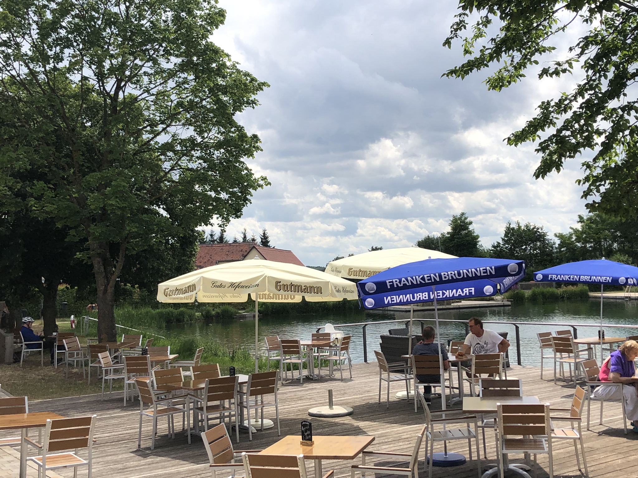 Biergarten-Test: Kiosk Naturfreibad Weißbachmühle Bei Merkendorf - Seen ...